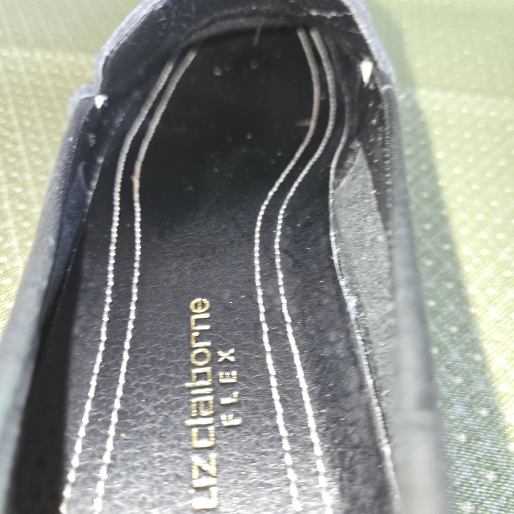 Liz Claiborne Nolia Black Leather Loafers, 7M